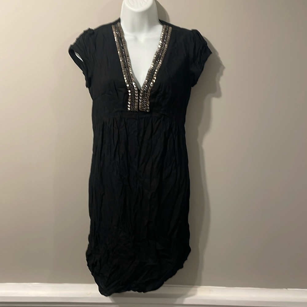 Lady dutch cute little black dress..
